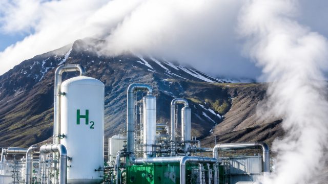 Revolutionizing Energy: New Geothermal Hydrogen Facility Launches in Iceland | kingdomtoto contact w