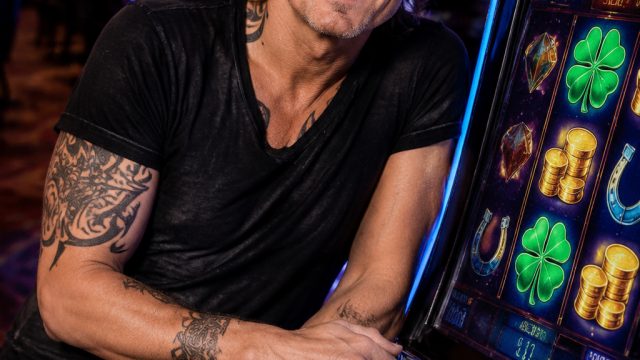 Keith Urban's New Album 'Flow State' Climbs the Charts | situs slot terbaru 2021, caesar slot machin