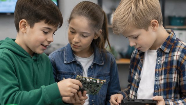 The Importance of Recycling Technology in Children's Education | togel terpercaya deposit pulsa, sit
