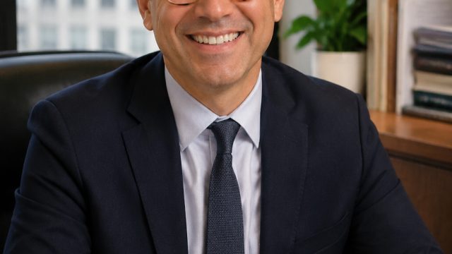 Andrés Chait Takes Helm as LAUSD Superintendent Amid Transition
