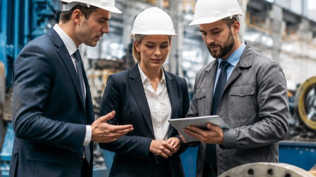 How To Choose the Right Industrial Machinery Manufacturer for Your Business